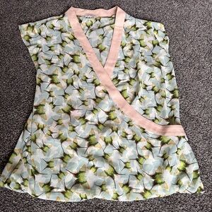 Cabi sleeveless shirt